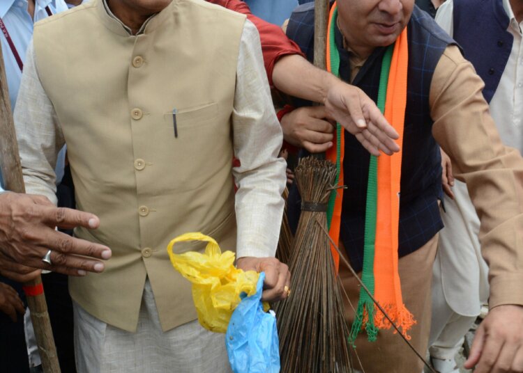Srinagar: Former Chief Minister of Madhya Pradesh and BJP National Membership Incharge  Shivraj Singh Chouhan along with BJP J&K President Ravindar Raina and senior party Leaders cleans Children Hospital during Swachh Bharat Abhiyan, in Srinagar on Saturday, July 27, 2019. PTI Photo by Umar Ganie
