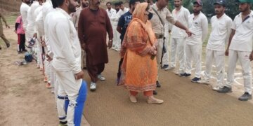 ڈی ڈی سی چیئرپرسن گاندربل نے کرکٹ ٹورنامنٹ کا اِفتتاح کیا