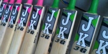 وادی کشمیرمیں ”کرکٹ بیٹ“ بنانے کی صنعت کی جانب سرکار کی عدم توجہی