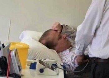 ڈاکٹرز نے نواز شریف کو سفر سے روک دیا