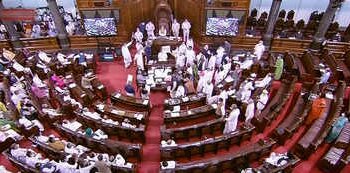 پارلیمنٹ کی کارروائی حزب اختلاف کے ہنگامہ کے بعد پیر تک ملتوی