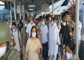 کانگریس جنرل سیکریٹری راہل گاندھی پہنچے سرینگر