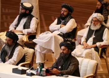 طالبان کی مسلسل فتوحات ؛ عالمی قوتوں کی قطر میں بیٹھک