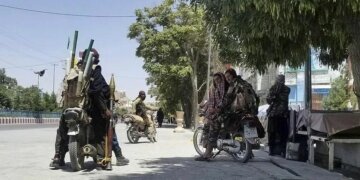 طالبان کا افغانستان کے تیسرے بڑے شہر ہرات پر بھی قبضہ، 11 صوبائی دارالحکومتوں پر قابض