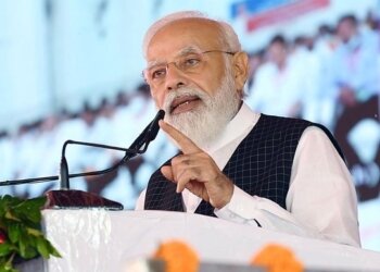 وزیراعظم نریندر مودی نے روم میں گاندھی جی کو خراج عقیدت پیش کیا