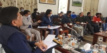مرکزی وزیرپیوش گوئیل کا دورہ پہلگام