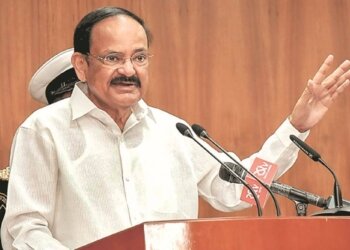 طبی پیشے میں افرادی قوّت کی قلت کے مسئلے کو حل کرنے کی ضرورت ہے : نائب صدر جمہوریہ