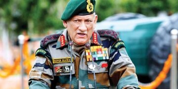 جموں کشمیر میں زمینی صورتحال بہتر ،عوام کی مدد سے عسکریت پسندوں کے خلاف کامیاب آپریشن جاری / جنرل راﺅت