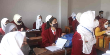 کشمیر صوبہ کے تعلیمی اداروں کےلئے سرکار نے سرمائی تعطیلات کا اعلان کیا