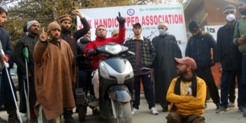 جسمانی طور نا خیز افراد کا عالمی دن ، ہینڈی کیپڈ ایسوسی ایشن جموں کشمیر نے بطور یوم سیاہ کے منایا