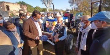 نوین چودھری نے جموں مین اگری ٹیکنالوجی کو بروئے کار لانے اور باغبانی شعبے کو فروغ دینے کی ضرورت پر زور دیا