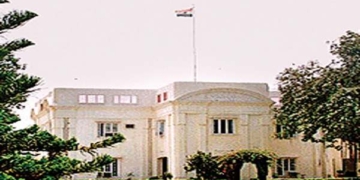 راج بھون جموں میں دو منٹ کی خاموشی ،چیف ڈیفنس جنرل راوت اور دیگر مہلوکین کی آتما کی شانتی کےلئے پرارتھنا