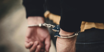 چاڈورہ میں لشکر طیبہ کے دو اعانت کار گرفتار