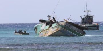 ملیشیا میں کشتی غرقاب،10 افراد کی موت،29 لاپتہ