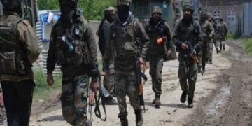 شوپیاں کے کلہ بل گاوں میں جنگجوﺅں اور فورسز کے مابین تصادم آرائی 2مقامی جنگجو جاں بحق
