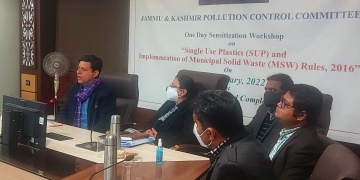 سنجیو ورما نے ایس یو پیز ، میونسپل سالڈ ویسٹ منیجمنٹ رولز ، 2016 پر جے کے پی سی سی کی سینسیٹائزیشن ورکشاپ کا افتتاح کیا