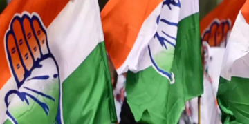 نادیدہ بابا ہمالیہ میں بیٹھ کر کہیں سے کنٹرول کر رہے ہیں