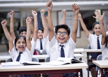 محکمہ تعلیم نے 21 فروری سے اسکولوں کو دوبارہ کھولنے کی تجویز سٹیٹ ایگزیکٹو کمیٹی کے سامنے رکھی
