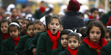 وادی کشمیر میں 2مارچ سے تمام سکولوں میں پھر ہوگا درس و تدریس کا عمل شروع