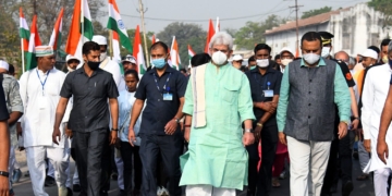 لیفٹیننٹ گورنر کا گجرات برساد کا دورہ