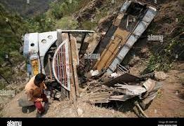 سرینگر جموں شاہراہ پر پنتھال کے نزدیک المناک سڑک حادثہ ، ایک لقمہ اجل