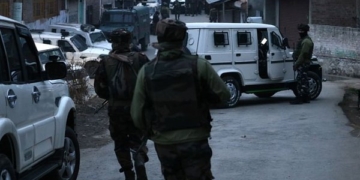 درگاہ حضرت بل میں پاکستانی جنگجو ہلاک ، دو فرار