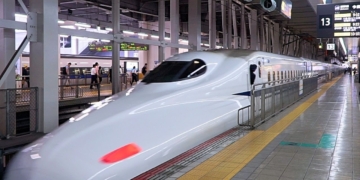 جاپان ہندوستان کو تیز رفتار ریل کی جدید ترین ٹیکنالوجی دے گا
