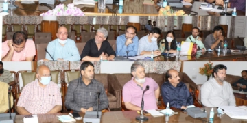 ڈسٹرکٹ الیکشن آفیسر سرینگر کاسیاسی جماعتوں کے نمائندوں کے ساتھ میٹنگ کا دوسرا دور