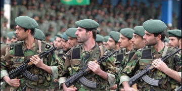 پاسدارانِ انقلاب کا عراق میں مسلح گروپ پر حملہ