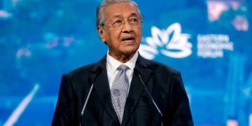 ملائیشیا میں انتخابات کے نتائج میں تاریخی تبدیلی