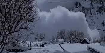 بانڈی پورہ میں برفانی تودہ گرا