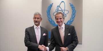 وزیر خارجہ نے روس سے  خام  تیل  کی درآمد کا دفاع کیا