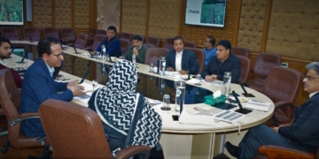 ایڈیشنل چیف سیکرٹری نے پودے لگانے کے موسم سے قبل باغبانی شعبے میں مواد کی دستیابی کا جائزہ لیا