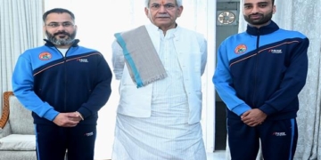 فٹ انڈیا موومنٹ کے سفیر  دانش منظور نے لیفٹیننٹ گورنر سے ملاقات کی