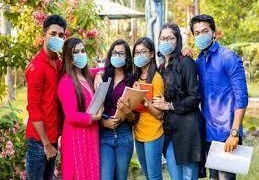 وادی کشمیر میں سرمائی تعطیلات کے بعد تعلیمی ادارے(کالج) کھل گئے