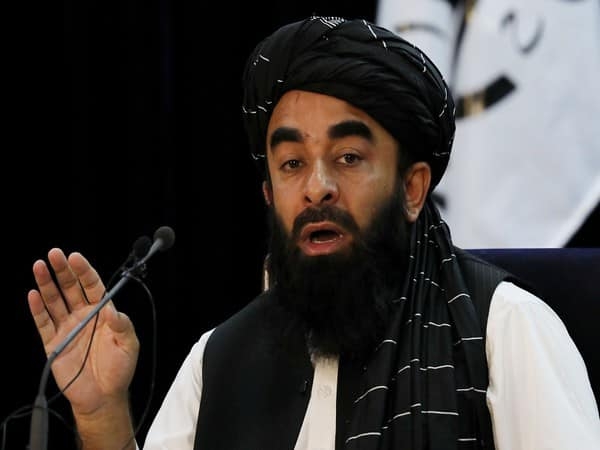 Taliban spokesman Zabihullah Mujahid speaks during a news conference in Kabul, Afghanistan September 6, 2021. REUTERS/Stringer - RC2BKP997FPI