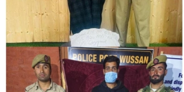 بارہمولہ اور کلگام مےں 02منشیات فروش گرفتار ۔ ممنوعہ اشیاءبرآمد