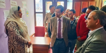 چیف جسٹس نے خواجہ باغ میں وَن سٹاپ سینٹر اور ڈسٹرکٹ ہب فار وومن امپاورمنٹکی پیش رفت کا جائزہ لیا