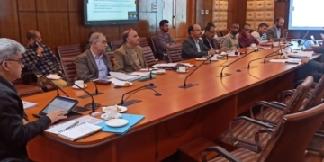 اَتل ڈولو نے جامع زرعی ترقیاتی پروگرام کی عمل آوری کے اَقدامات پر تبادلہ خیال کیا