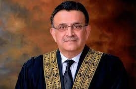 پاکستان: عمران خان کی رِہائی کا فیصلہ سنانے والے چیف جسٹس عمر عطا بندیال کو ہٹانے کی کوششیں شروع