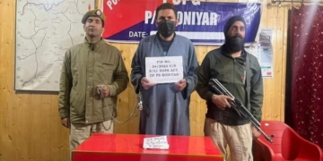 بارہمولہ میں سرپنچ براﺅن شوگر جیسے ممنوعہ مواد کے ساتھ گرفتار