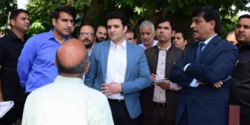 چیف سیکرٹری نے سرینگر سمارٹ سٹی کے جاری کاموں کی سائٹس کا دورہ کیا