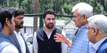 لیفٹیننٹ گورنر نے بال تل کا دورہ کیا