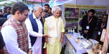  جموں و کشمیر میں ڈیری کا شعبہ زراعت کے جی ڈی پی میں ایک اہم کردار ادا کرتا ہے۔   منوج سنہا