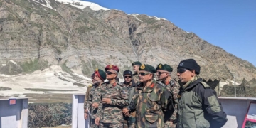  نارددن کمانڈ کے چیف اپیندر دویدی  نے امرناتھ یاترا کی تیاریوں کا جائزہ لیا