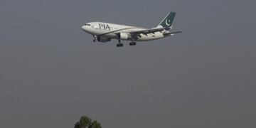 پی آئی اے کو برطانیہ کے لیے پروازیں دوبارہ شروع کرنے کی امید