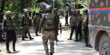 کولگام میں فوجی جوان لاپتہ، تلاش کے لئے آپریشن شروع، لواحقین نے فوجی جوان کو اغوا کرنے کا دعویٰ کیا