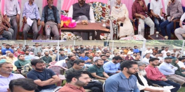 ضلع ترقیاتی کمشنر کا توجن سپورٹس سٹیڈیم پلوامہ میں ہفتہ وار بلاک دیوس کا اِنعقاد