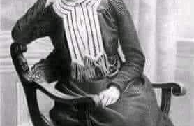 پولینڈ کے ایک چھوٹے سے قصبے میں ایک غریب لڑکی رہتی تھی