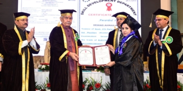 صلاحیت میں جموںکشمیر ملک میں سب سے آگے ہے ۔ منوج سنہا 